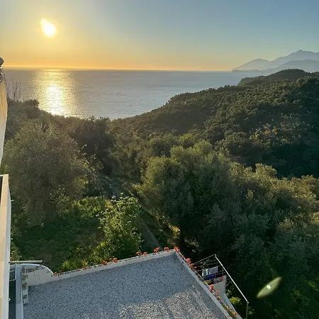 Hotel Adrian Agustin