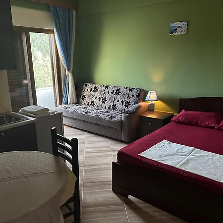 Adrian Agustin Hotel *