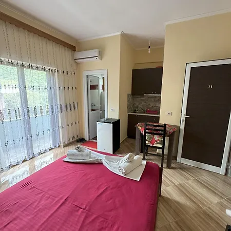 Hotel Adrian Agustin