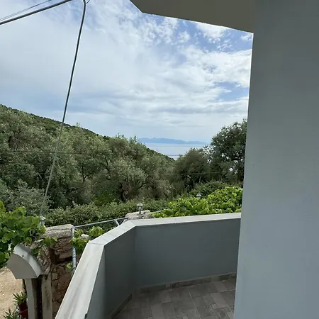 Hotel Adrian Agustin *