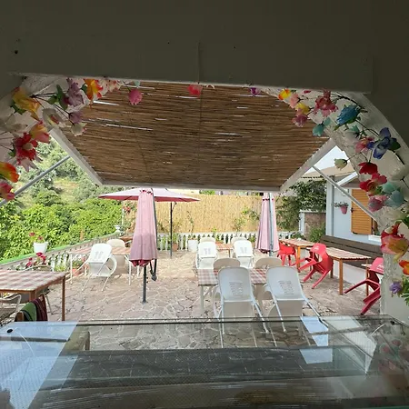 Adrian Agustin Lukovë