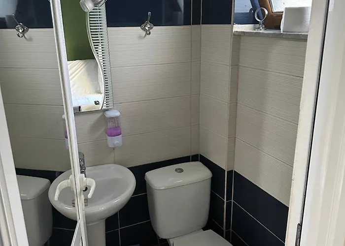 Hotel Adrian Agustin Lukovë