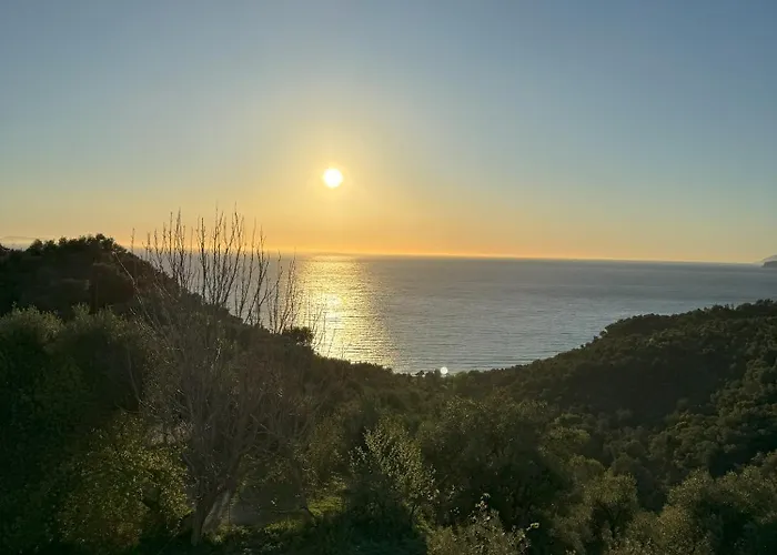 Adrian Agustin Lukovë