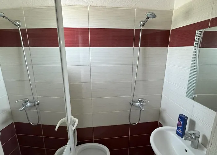 Adrian Agustin Ξενοδοχείο