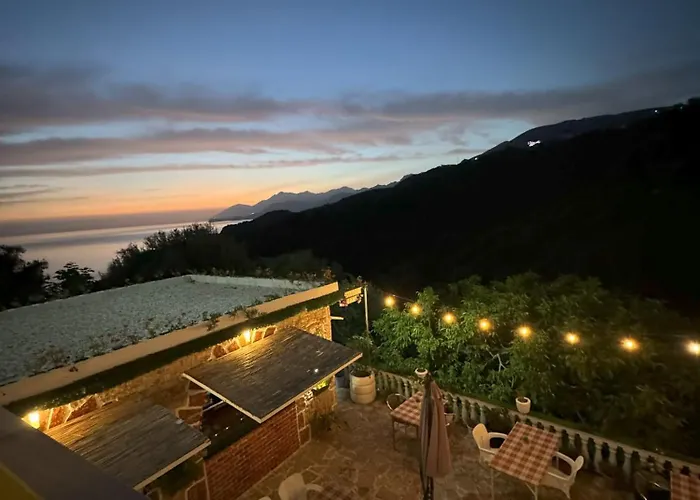 Hotel Adrian Agustin